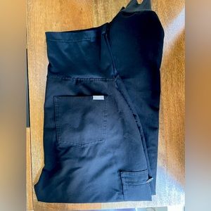 Maternity Zamora Jogger Figs Scrubs, size small